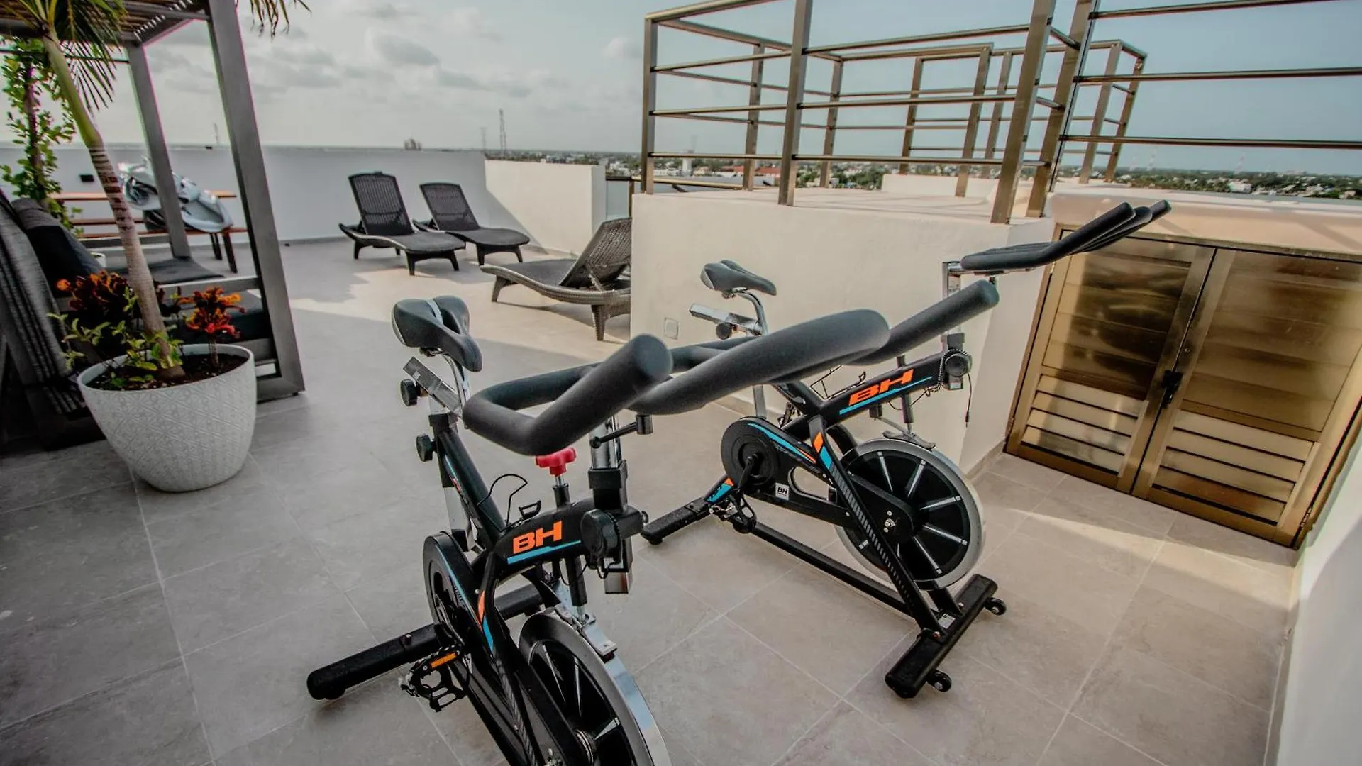 Condos With Ocean View Pool In Av 10 & 60 Street Playa del Carmen Mexico