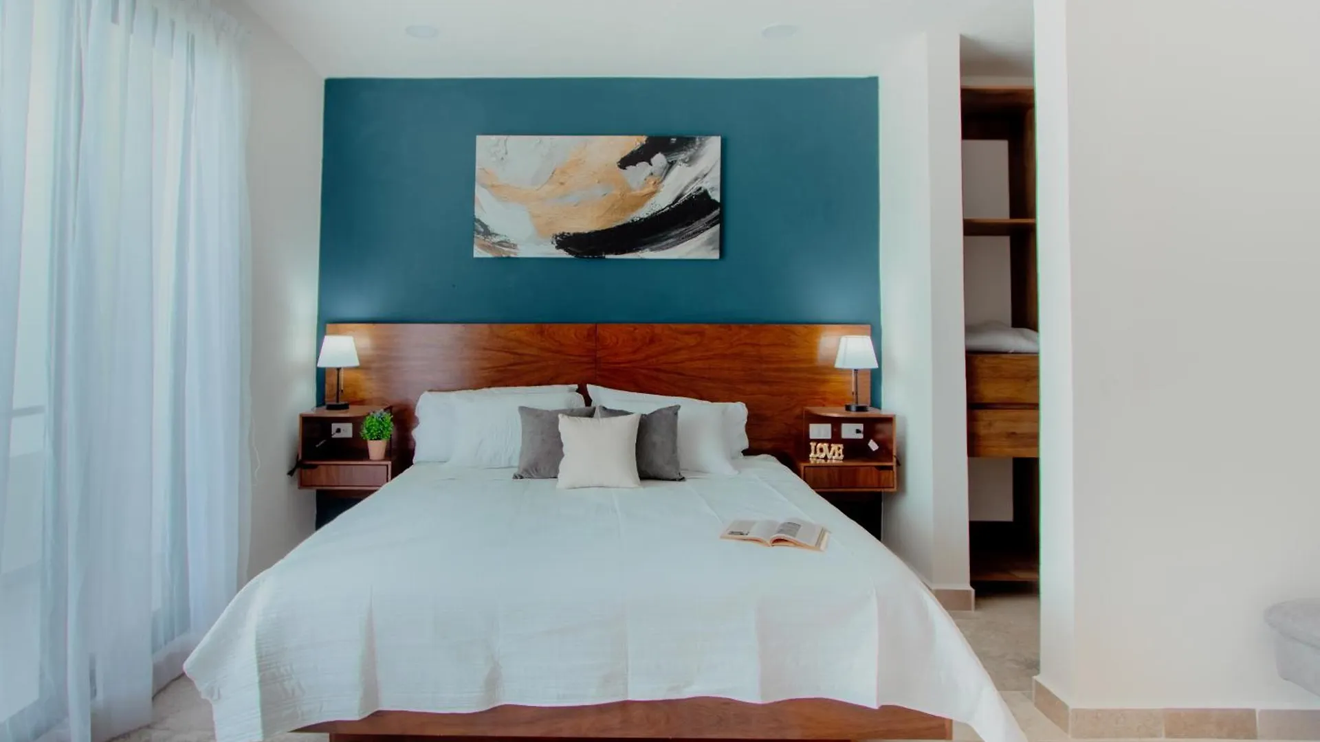 Condos With Ocean View Pool In Av 10 & 60 Street Playa del Carmen Appartement